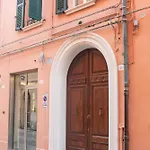 Romantica Corte Degli Estensi Lägenhet *